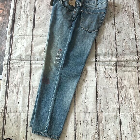 Signature by Levi Strauss & Co.  Men's 550 Relaxed Taper Jeans - Picture 1 of 16